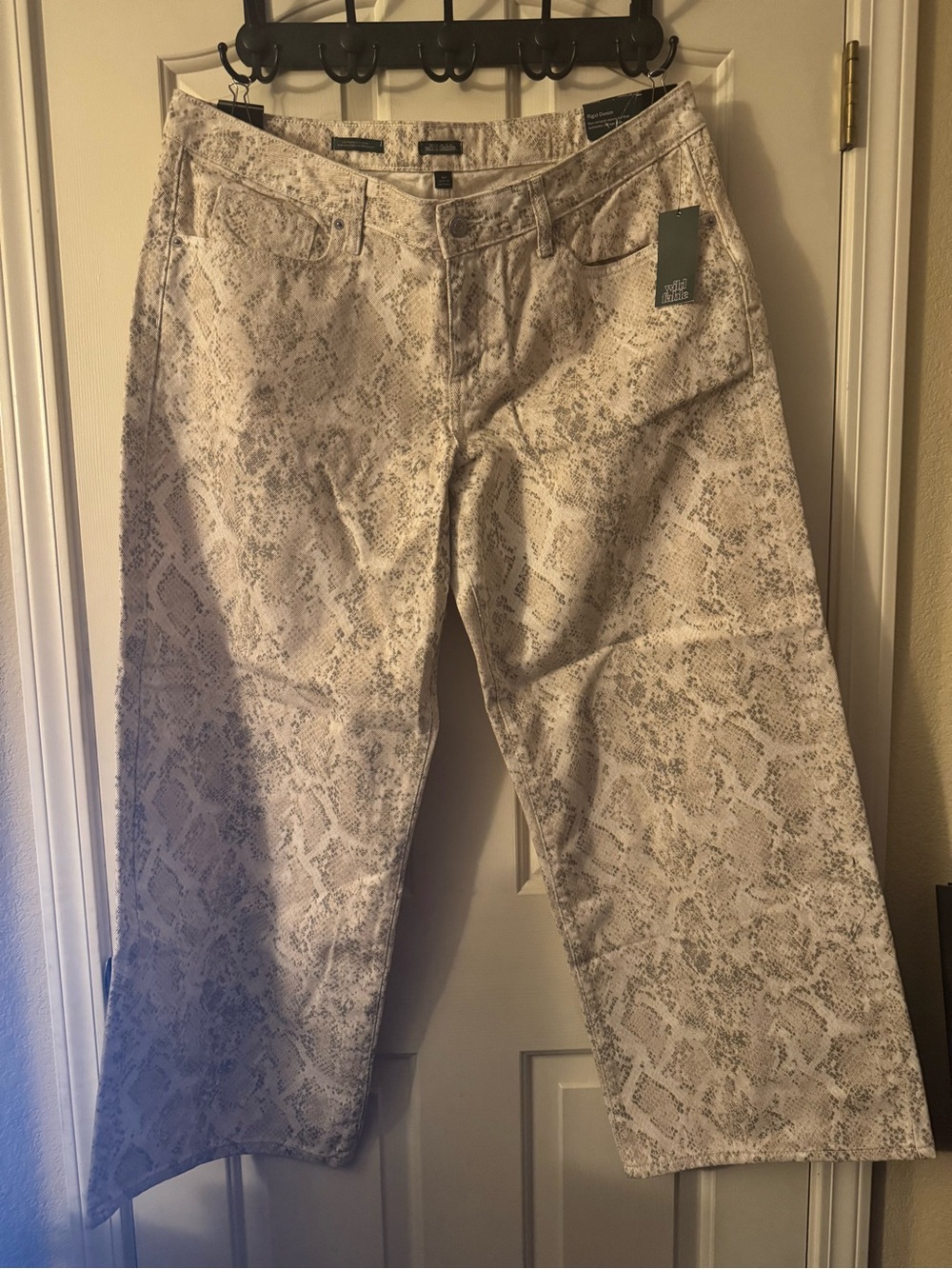 wild fable Beige Snake-Print Wide Leg Jeans